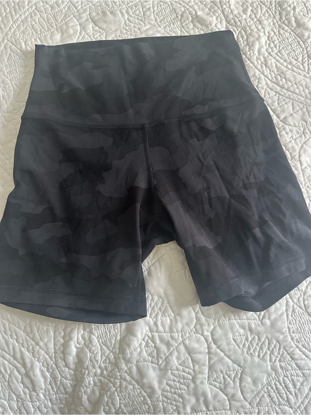 Lululemon Camo Women’s Bike Shorts